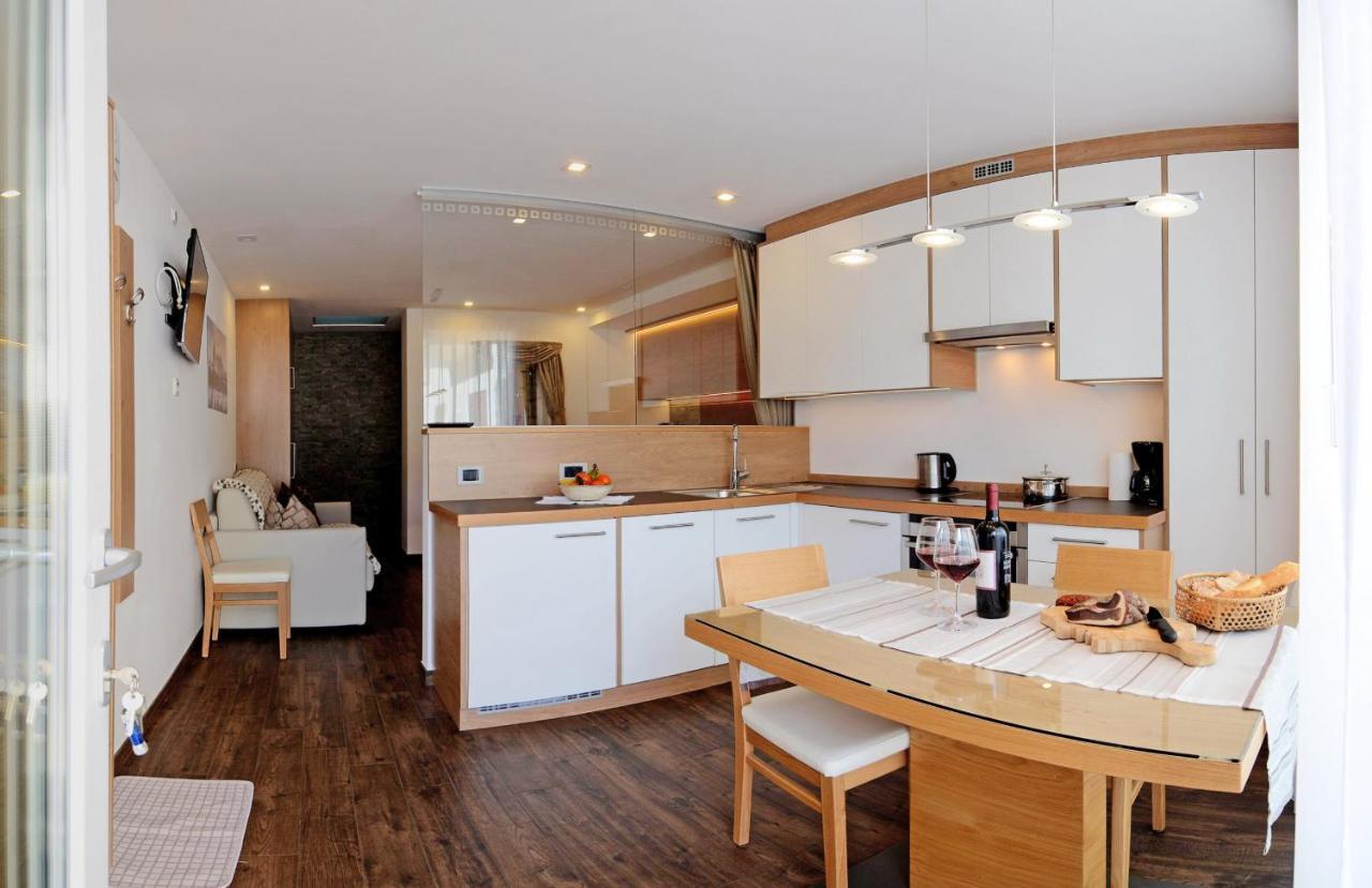 Apartments Mujnei Santa Cristina Val Gardena Dış mekan fotoğraf